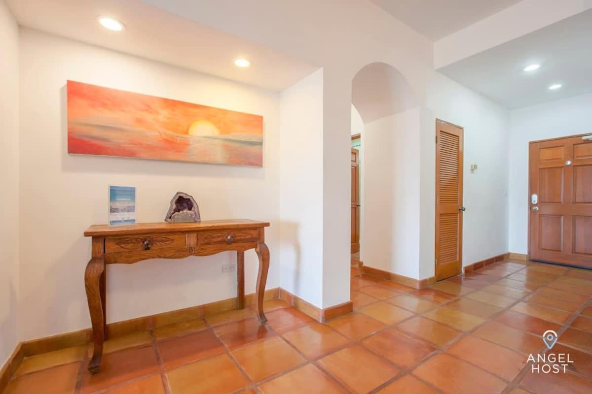 Private Oceanview Balcony & Infinity Pool Onsite Villa La Paz Luaran gambar